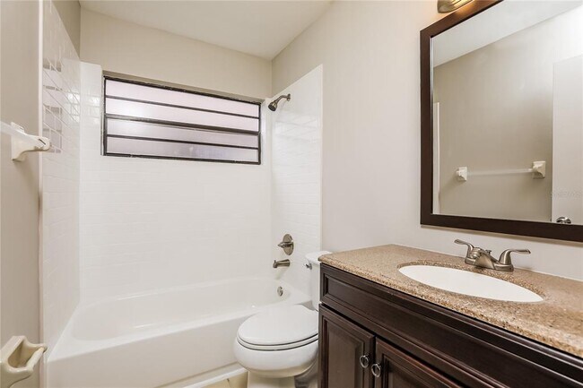Building Photo - 616 Charing Cross Ct