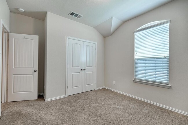Building Photo - 1502 Star Meadow
