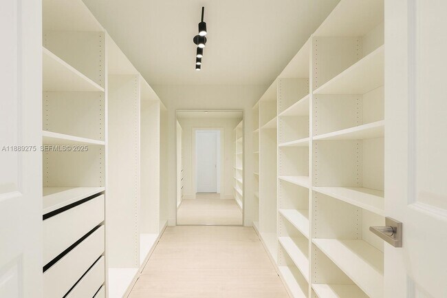 Building Photo - 2781 NE 165th Terrace