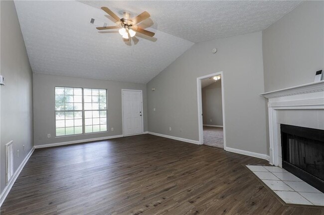 Building Photo - 9402 Highland Ridge