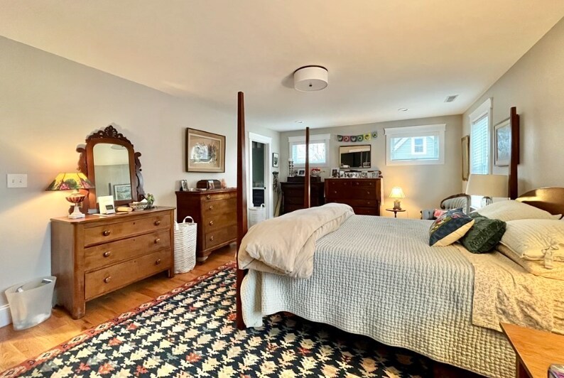 Building Photo - 9 Sherman St