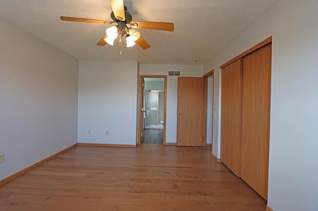 Building Photo - 1417 Wild Oats Dr