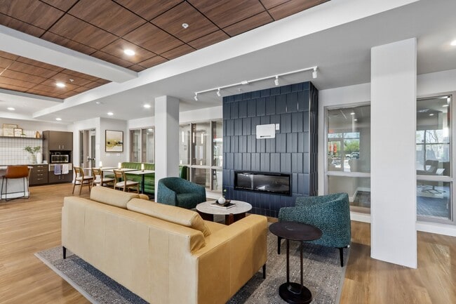 Building Photo - The View at Huxley Yards