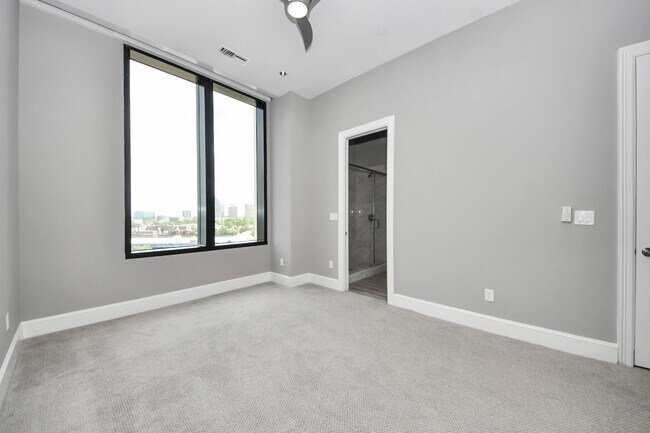 Building Photo - 1409 Post Oak Blvd