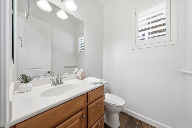 Building Photo - 4897 N 207th Ln