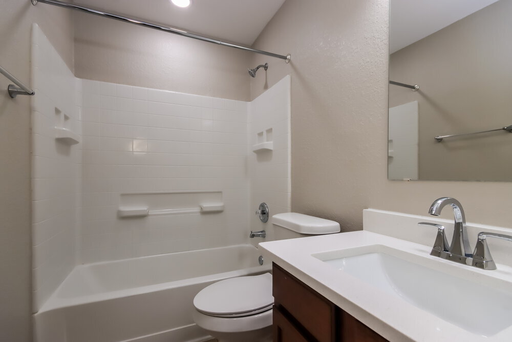 Building Photo - 2717 Sandberry Dr