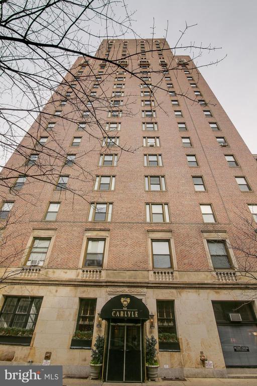 Building Photo - 2031 Locust St