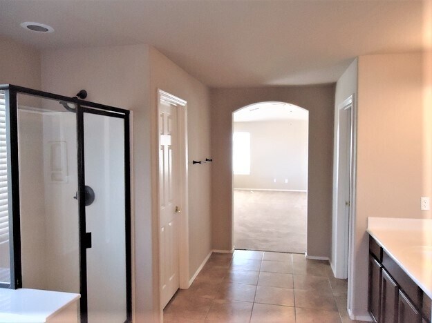 Building Photo - 14223 W Jenan Dr