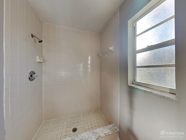 Building Photo - 4513 Cabbage Palm Dr