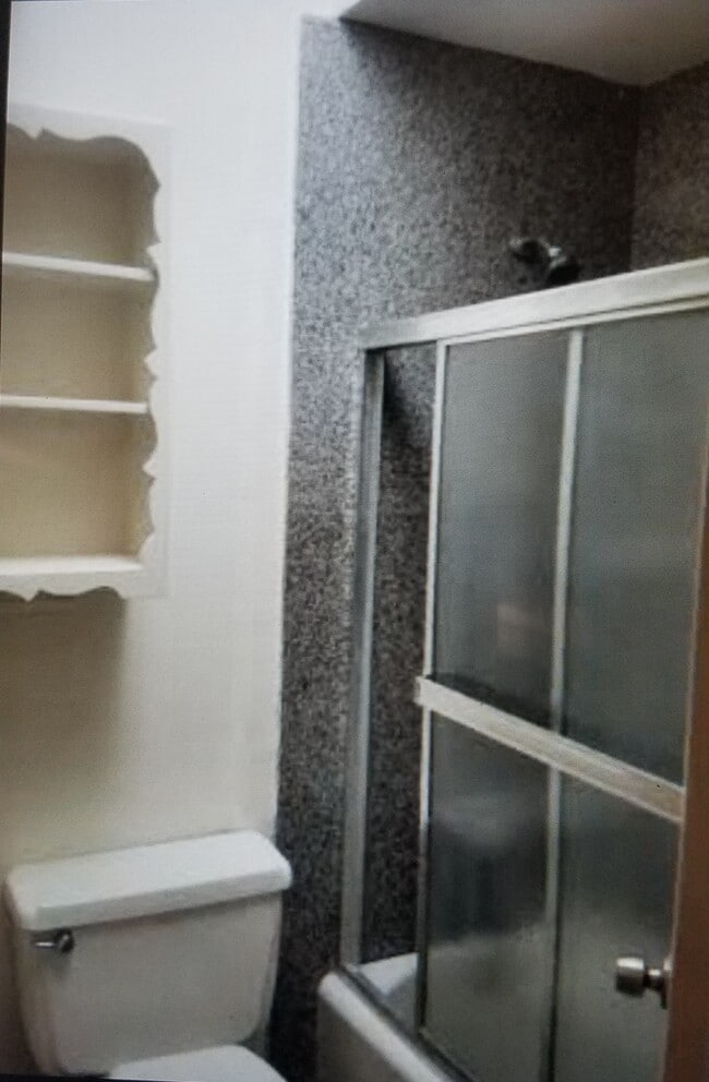 Building Photo - 34874 Cedar Ave