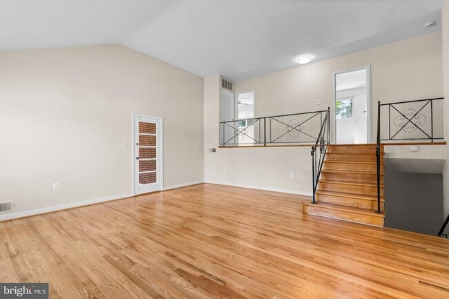 Building Photo - 9212 Chanute Dr