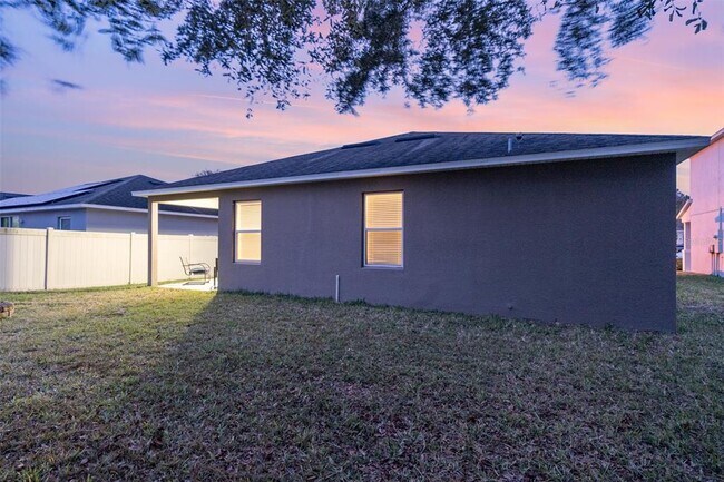 Building Photo - 1569 Tamarind Rd