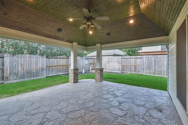 Building Photo - 20942 Wind Field Ln