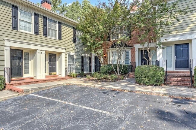 Building Photo - 27 Mt Vernon Cir