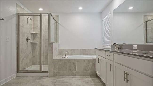 Building Photo - 1741 Sourwood Dr