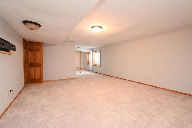 Building Photo - 5495 Chapel Hill