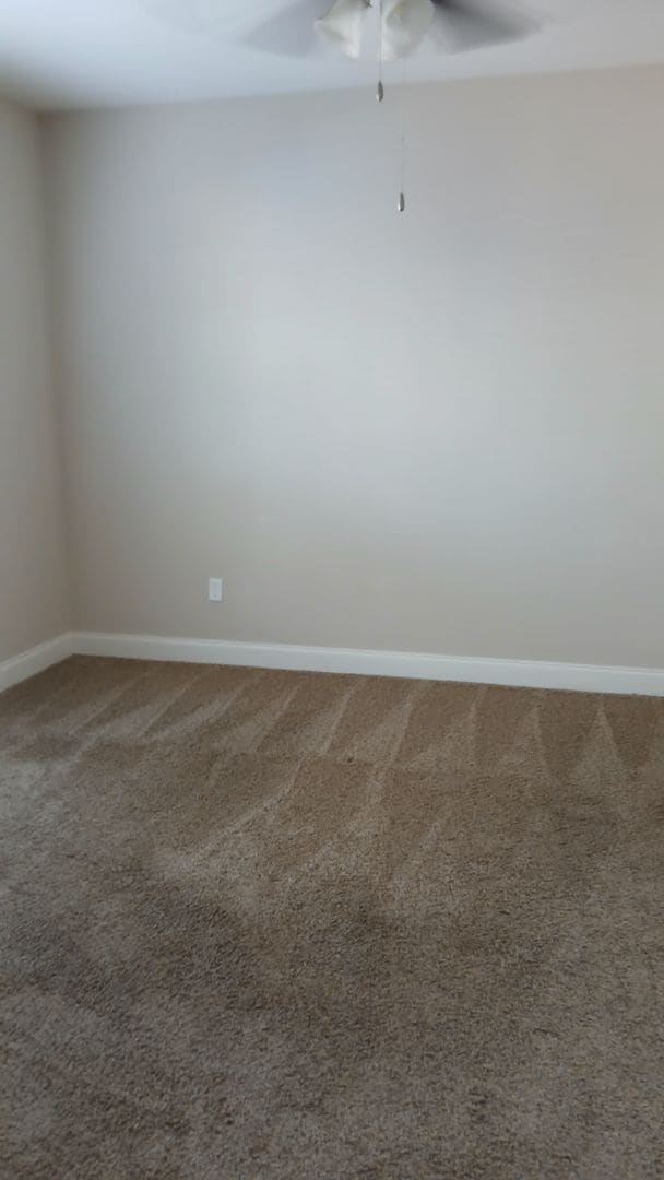 Building Photo - 4 Bed/4.5 Bath West End