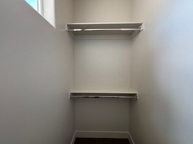 Building Photo - BRAND NEW TOWNHOME FOR RENT!
