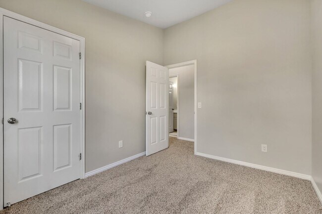 Building Photo - 2830 Keltic Ct