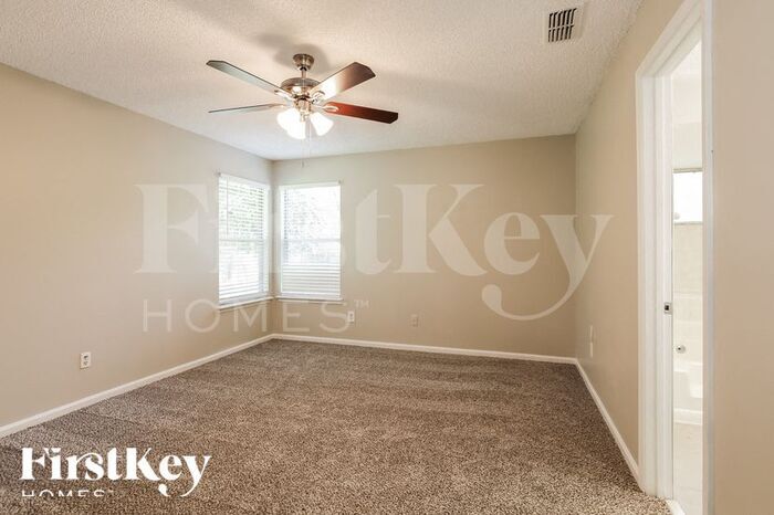 Building Photo - 7480 Countryman Ln
