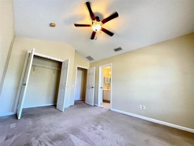 Building Photo - 3602 Shallot Dr