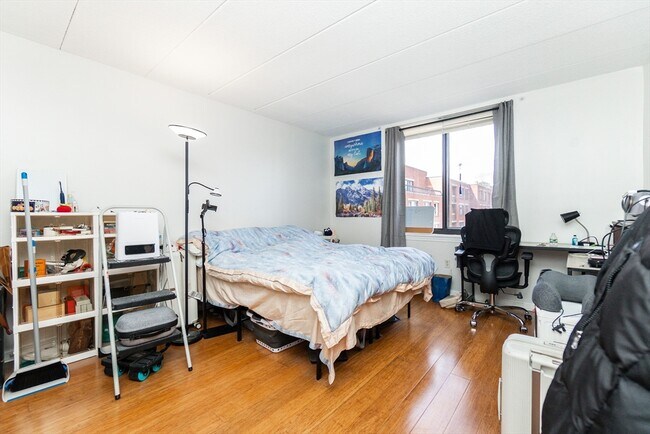 Building Photo - 85 Brainerd Rd