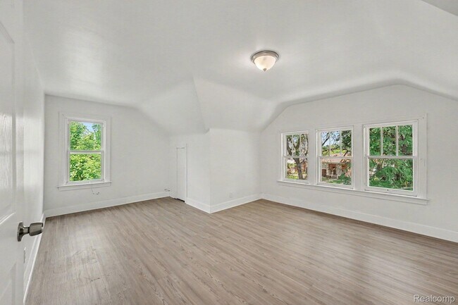 Building Photo - 15224 Rossini Dr