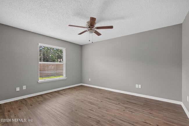 Building Photo - 3183 Wavering Ln