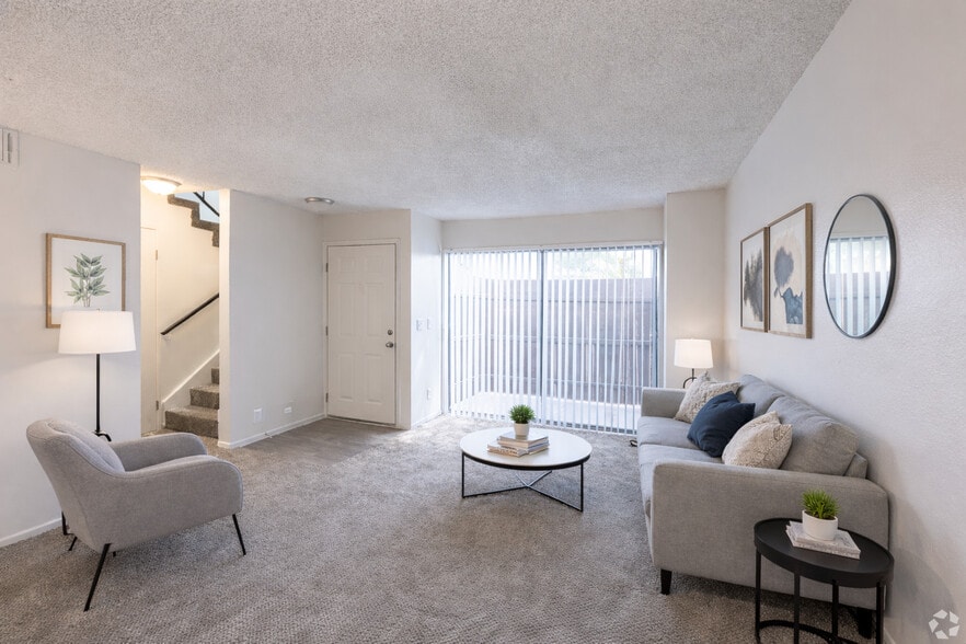 1x1.5 staged living - Tamarus Park Apartments