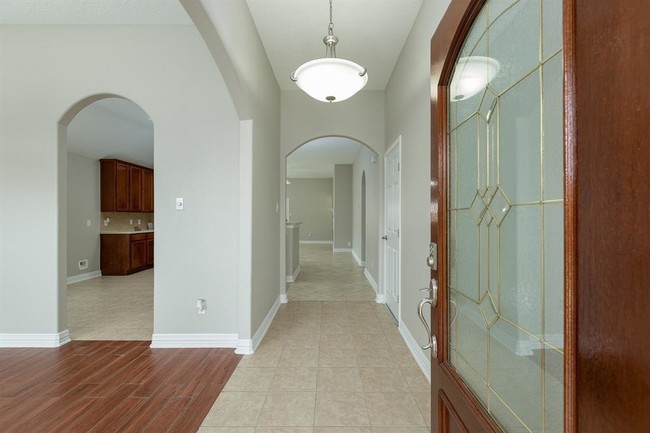 Building Photo - 18114 Tabor Brook Dr