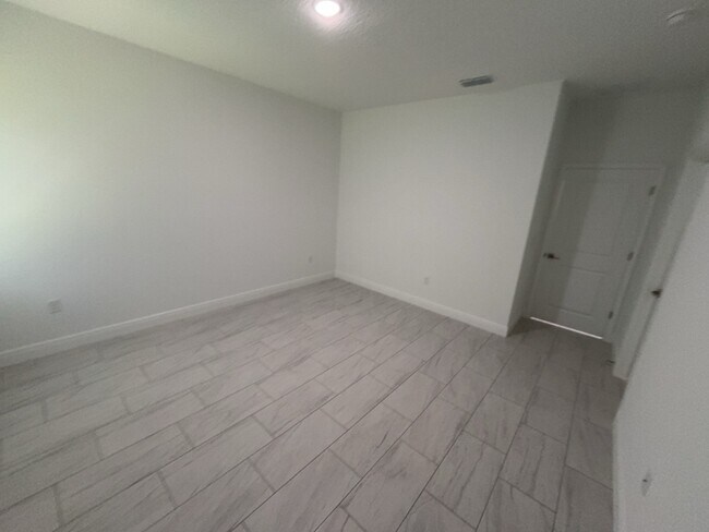 Building Photo - 298 W Bolero Pl