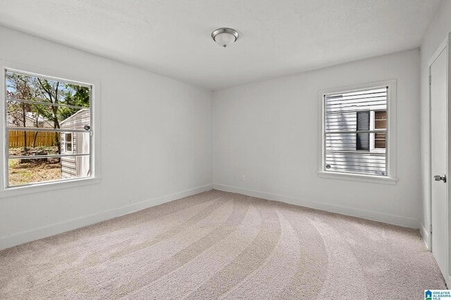 Building Photo - 5000 Court I