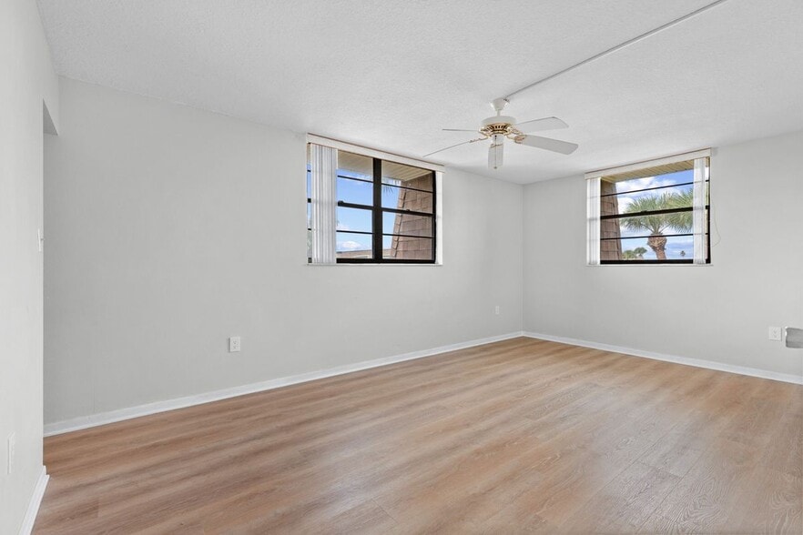 Building Photo - 2700 N Hwy A1A