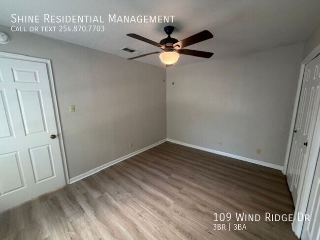 Building Photo - 109 Wind Ridge Dr