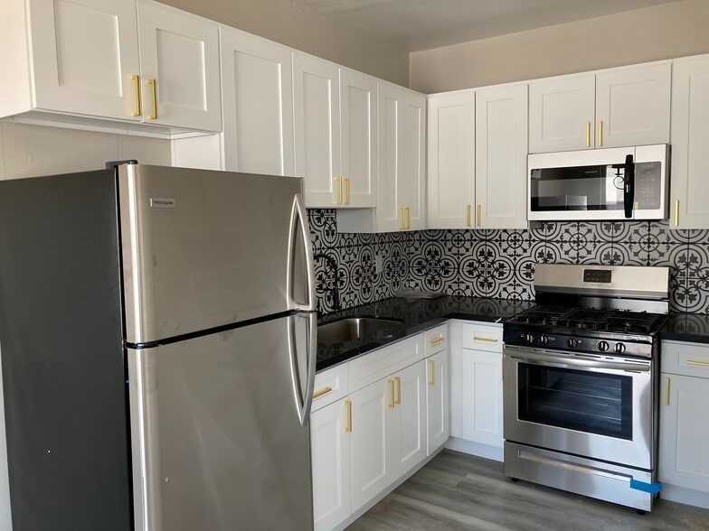 Interior Photo - Val D' Kingsley LLC