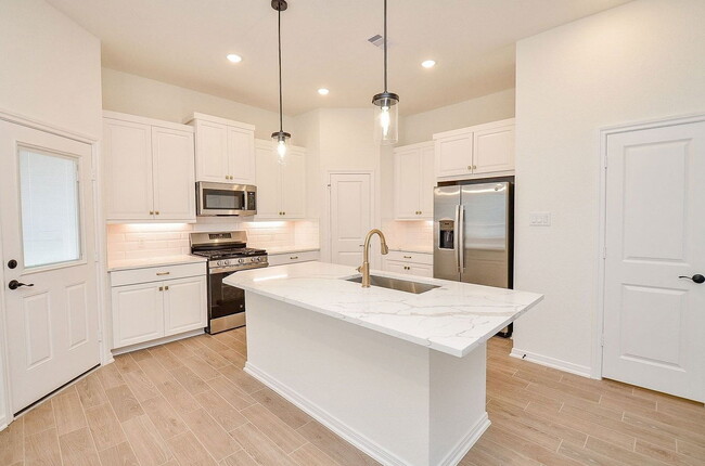 Building Photo - 130 W Coralburst Lp