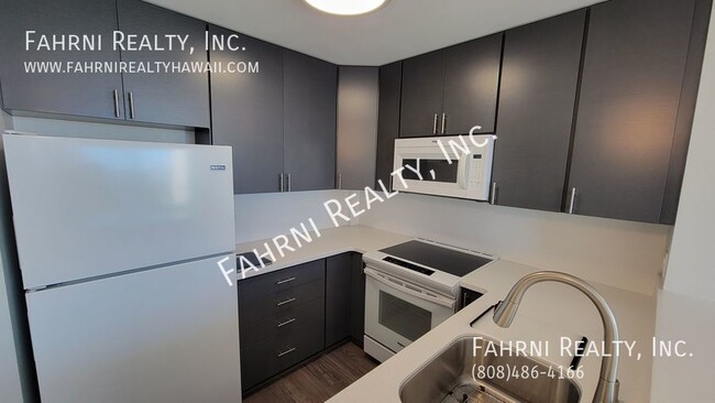 Primary Photo - Pearl Two, Fully Remodeled 1 Bedroom Condo...