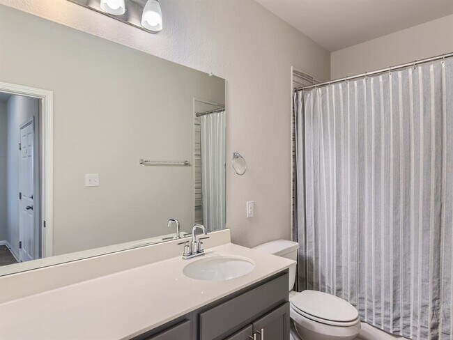 Building Photo - 11915 Mercantile Ln