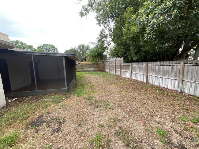 Building Photo - 2468 Gulf Breeze Cir