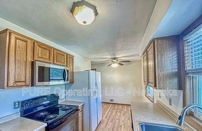 Building Photo - 14148 Orchard Ave