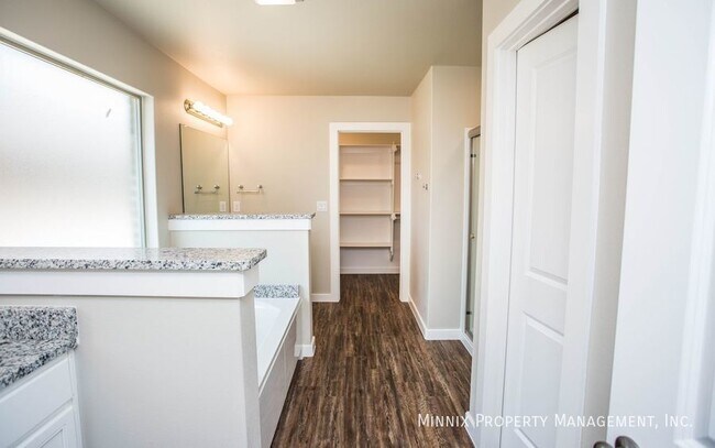 Building Photo - 2154 Kirksey Ave