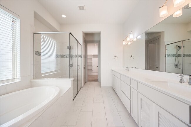 Building Photo - 5208 Watters Branch Dr
