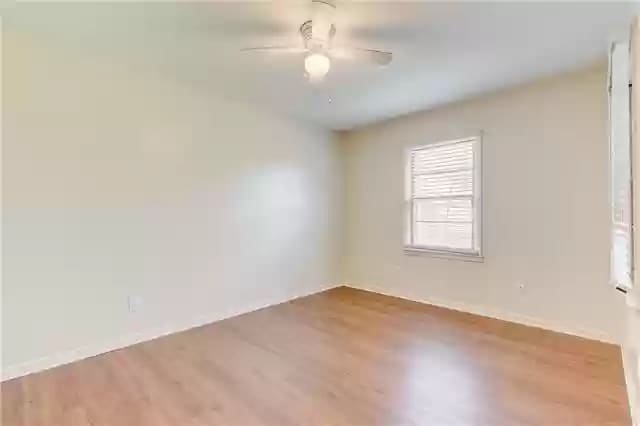Building Photo - 6212 Sundown Dr