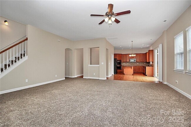 Building Photo - 311 Palmerston Ln