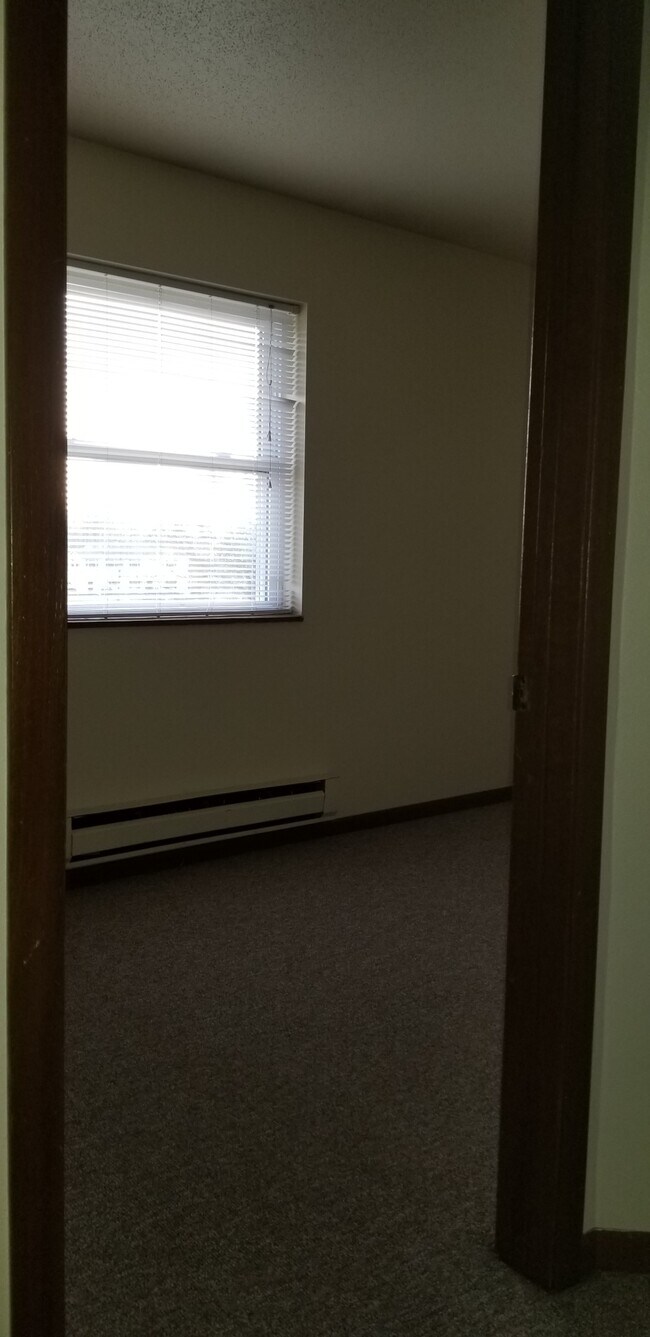 Building Photo - Greenview Apartments - Ettrick