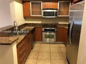 Building Photo - 888 Douglas Rd