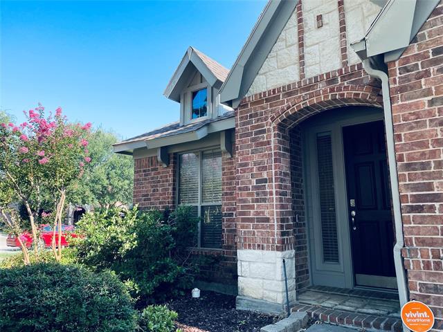 Building Photo - 3007 Pinecrest Dr