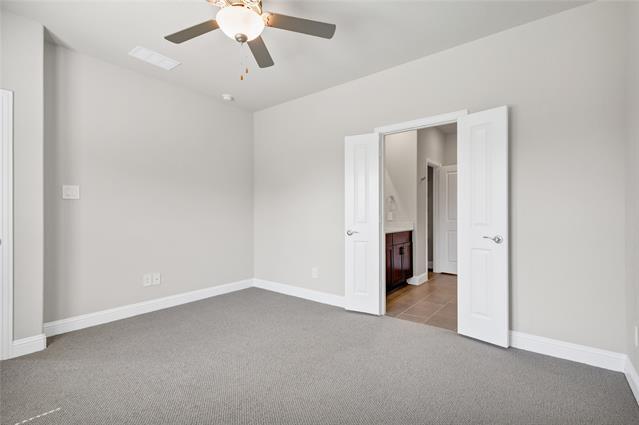 Building Photo - 421 Ezra Ln