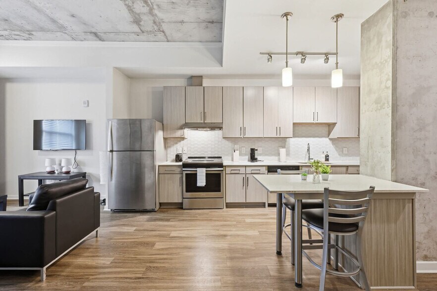 Building Photo - 28 Woolfe St