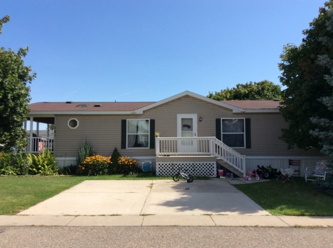 Building Photo - 161 Jacqualyn Dr